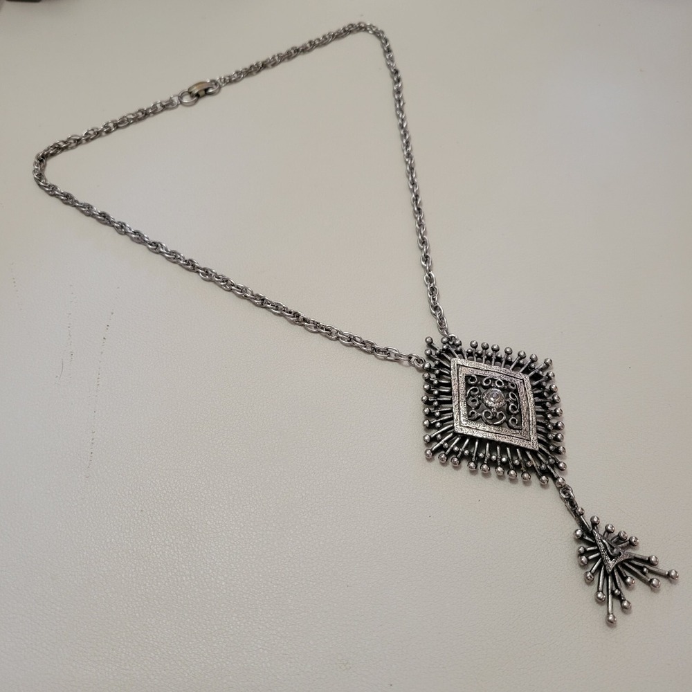 Vintage‎ HOLLYCRAFT Signed Atomic Silver Tone Necklace Pendant with Dangle